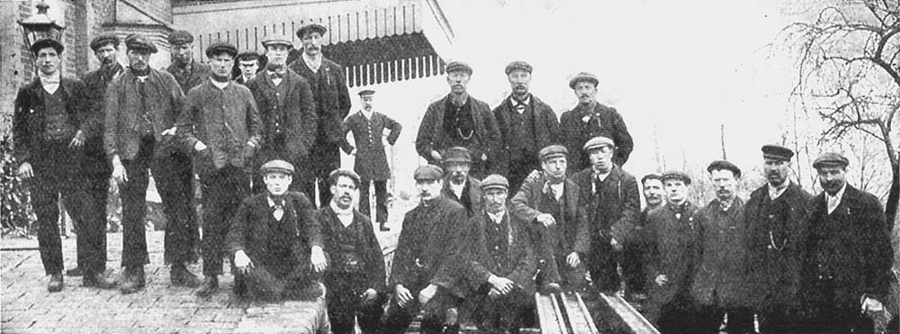 Photograph of a track relaying gang at Great Alne Station that appeared in the Great Western Magazine of March 1912