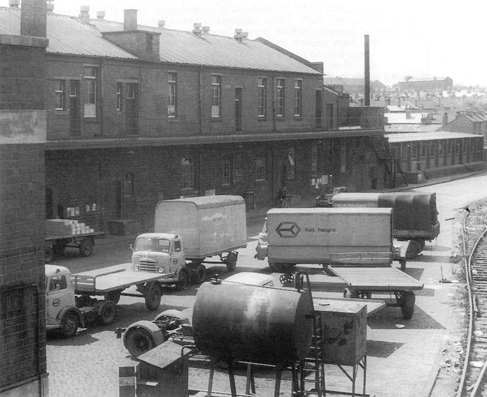 View showing Hockley's rebuilt main office block and balcony prior to the closure of the yard in 1967