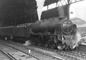 Ex-LMS 6P 4-6-0 Rebuilt Patriot Class No 45540 'Sir Robert Turnball' is seen standing at the West end of Platform 10 at the head of an express to the West Country