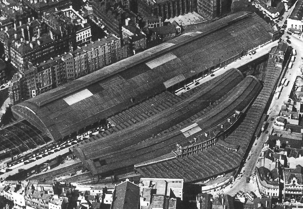 Close up of New Street station showing the juxtaposition of the 1885 extension to the original 1854 LNWR station and and the covered section of Queens Drive linking both