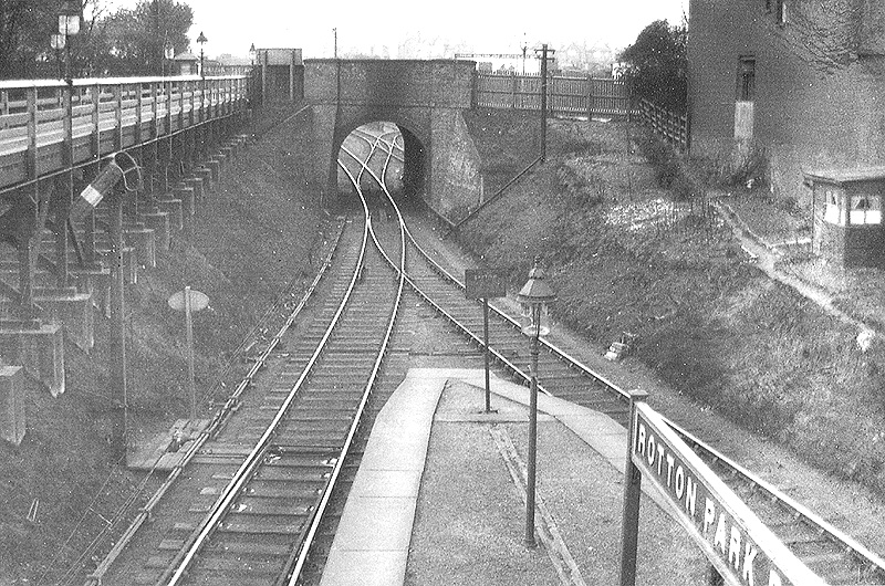 Looking towards Rotton Park Road bridge with the timber walkway on the left and brewery sidings beneath