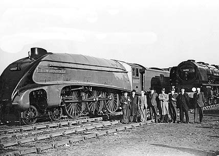 Ex-LNER A4 4-6-2 No 60007 and ex-LMS Princess Coronation Class 4-6-2 No 46256 'Sir William Stanier FRS'