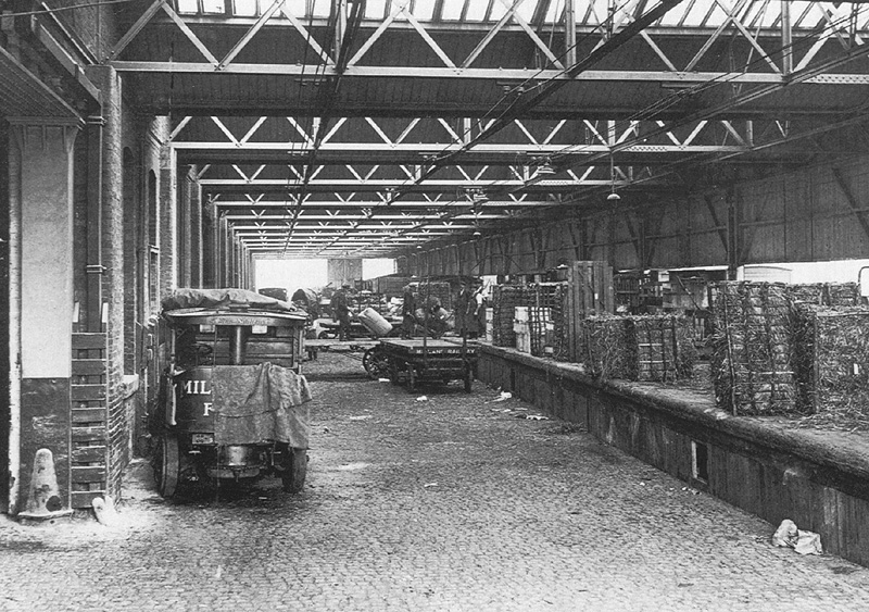 Looking towards Suffolk Street along the lorry and dray loading platform that ran along side the warehouse