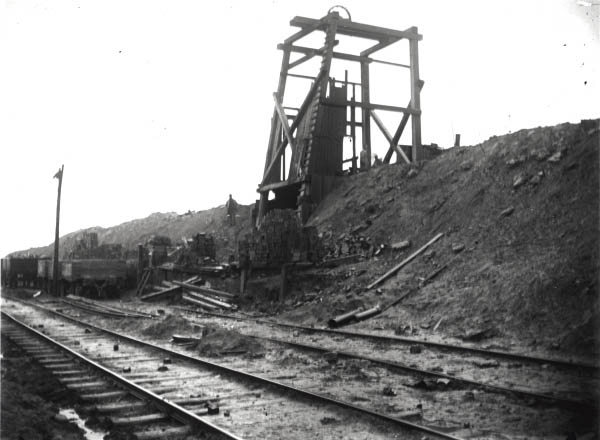View of one of the large square head frame used during the construction of the Catesby tunnel