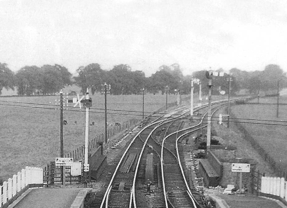 Close up of showing the new trailing cross-over beyond the road bridge and other more temporary connections