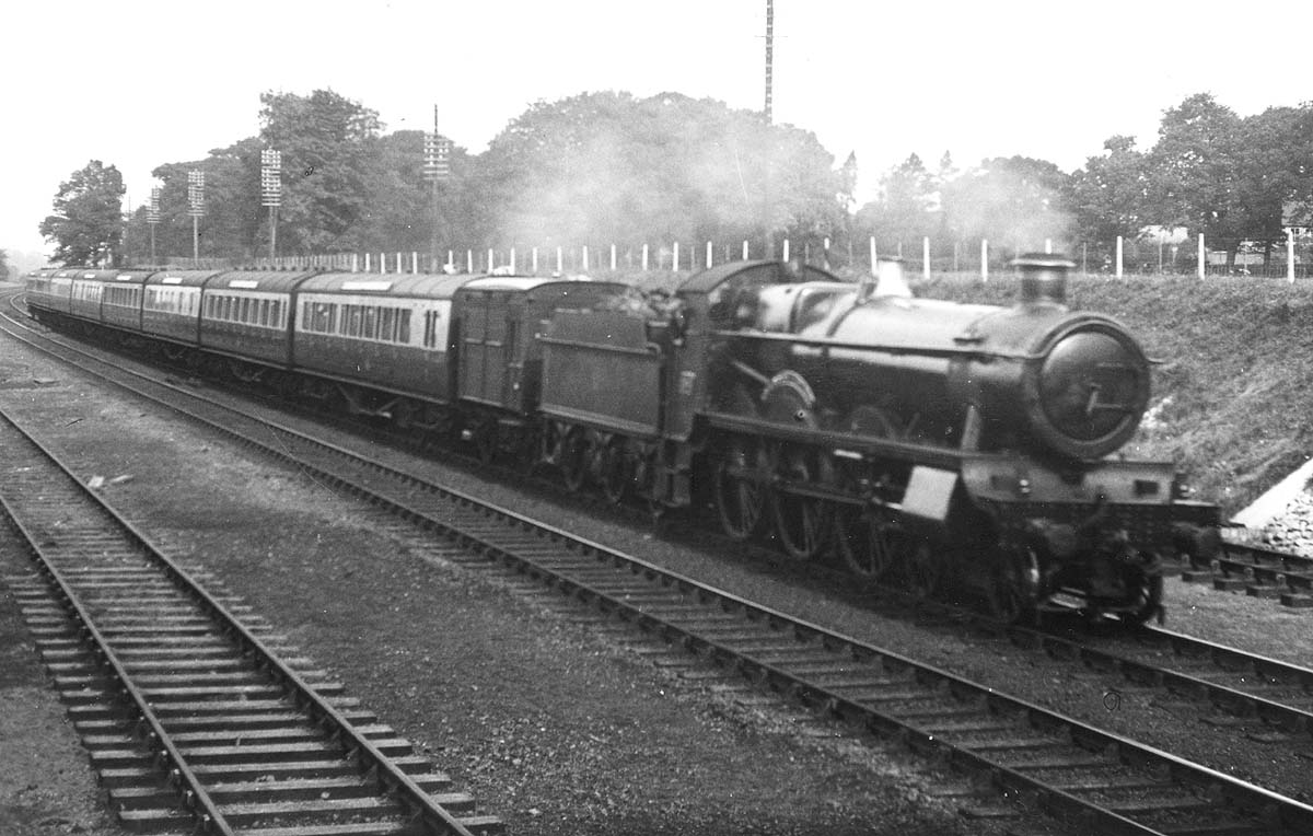 GWR 4-6-0 29xx or 'Saint' class No 2924 'Saint Helena' on what is thought to be one of the �Two Hour Birmingham to Paddington expresses