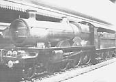 Great Western Railway 4-6-0 No 4023 'King George' waits alongside the No 4 bay platform on 9th July 1912