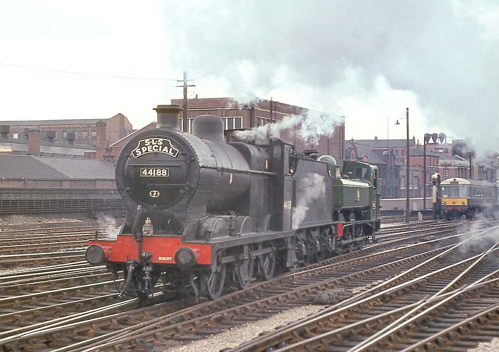 Ex-LMS 4F 0-6-0 No 44188 and ex-GWR 64xx Class 0-6-0PT No 6435 head into Snow Hill on their way to head an SLS special