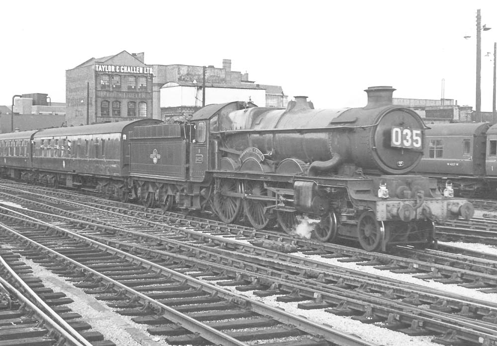 Ex-GWR 4-6-0 4073 class No 5026 'Criccieth Castle' is seen on the up Pines Express at Snow Hill station on 29th September 1962