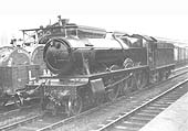 GWR 4-6-0 No 4979 �Wootton Hall� on the down through main line at Birmingham Snow Hill on 24th April 1937