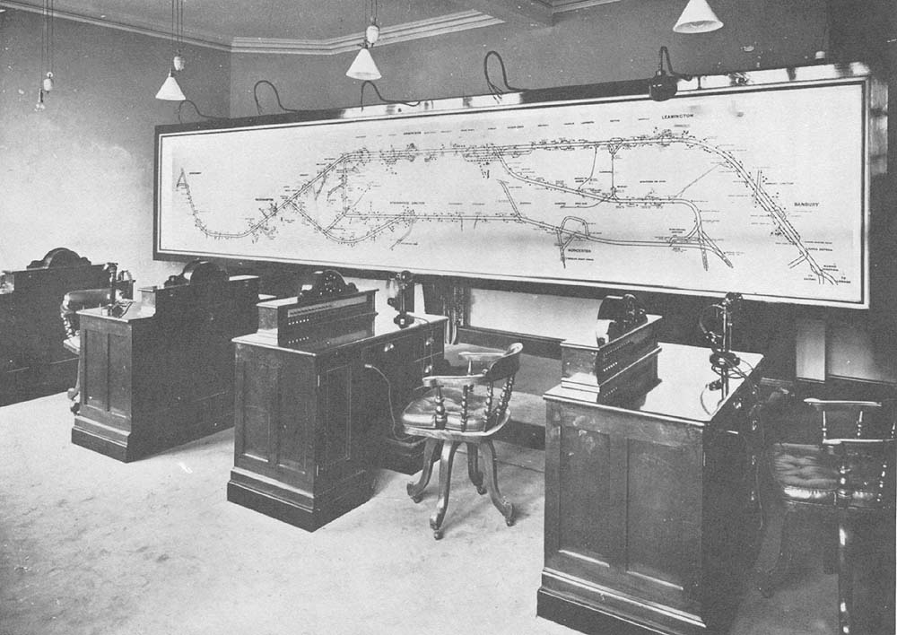 View of the Great Western Railway's Birmingham Central Control Office and the diagram showing the area under its supervision in 1911
