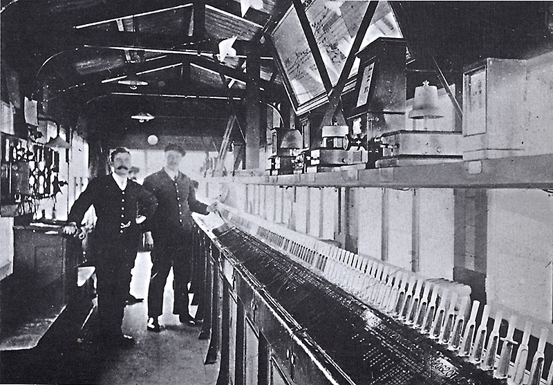 Internal view of Snow Hill North Signal Box which had electrically operated 224 levers for controlling the points and signals to the northern approach