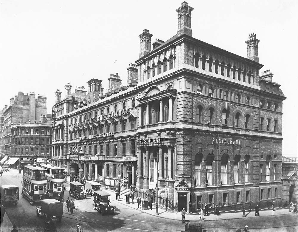 A 1926 view showing the GWR hotel at the corner of Colmore Row with the 'Snow Hill' leading off to the right