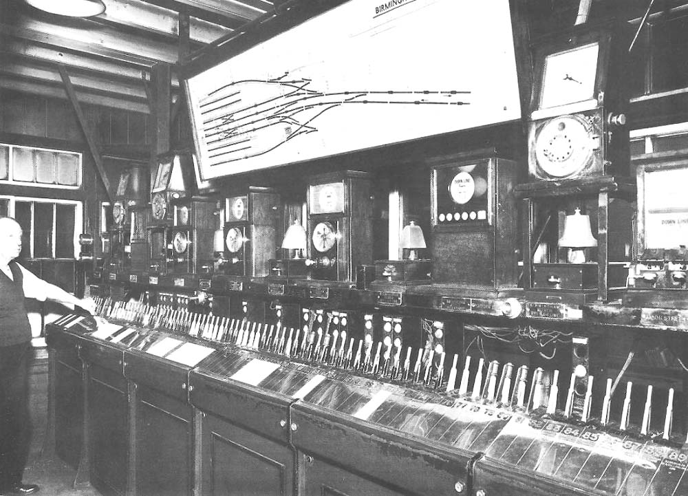 Interior of Birmingham South Box in the year it closed