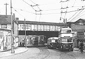 Looking North towards Snow Hill station from the end of the island platform serving the up and down main lines on 26th July 1929