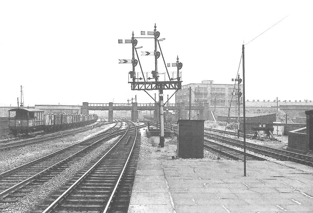 Looking south towards Tyseley from the edge of the island platform that served the relief lines at Bordesley Station on 18th July 1963