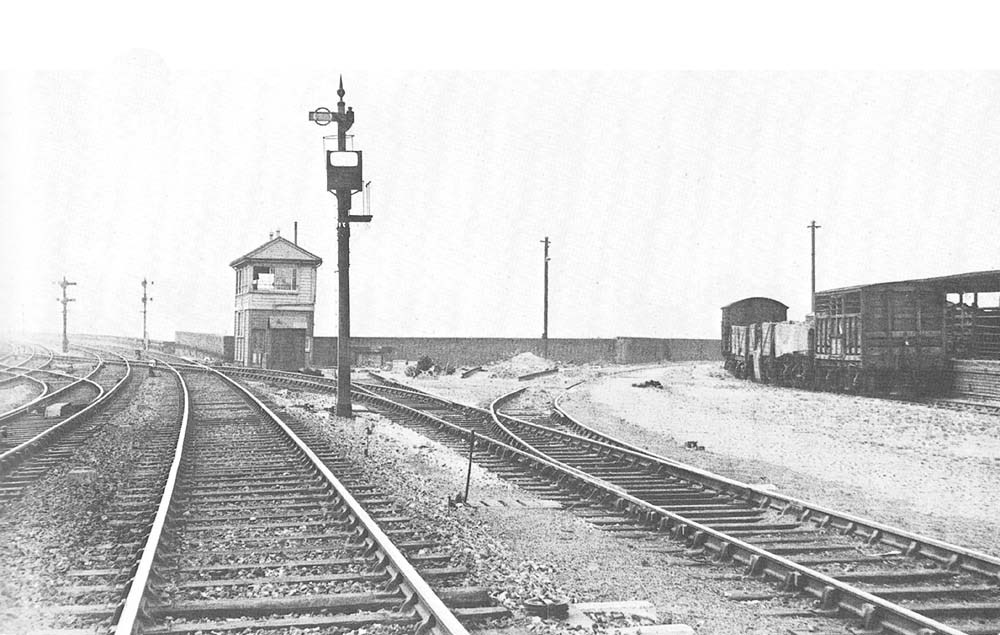 Looking towards Moor St with the spur to the unfinished Duddeston Viaduct to connect to the LNWR's Curzon St station on the left