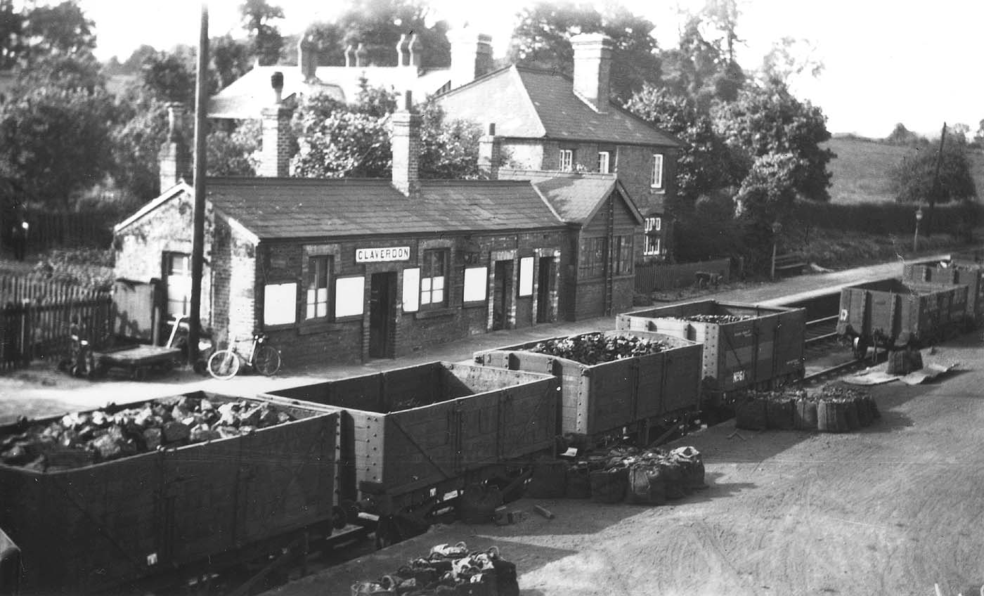 The coal, coke, mineral salt and lime merchant, Messrs E. Thomas operated from the Claverdon loading bank