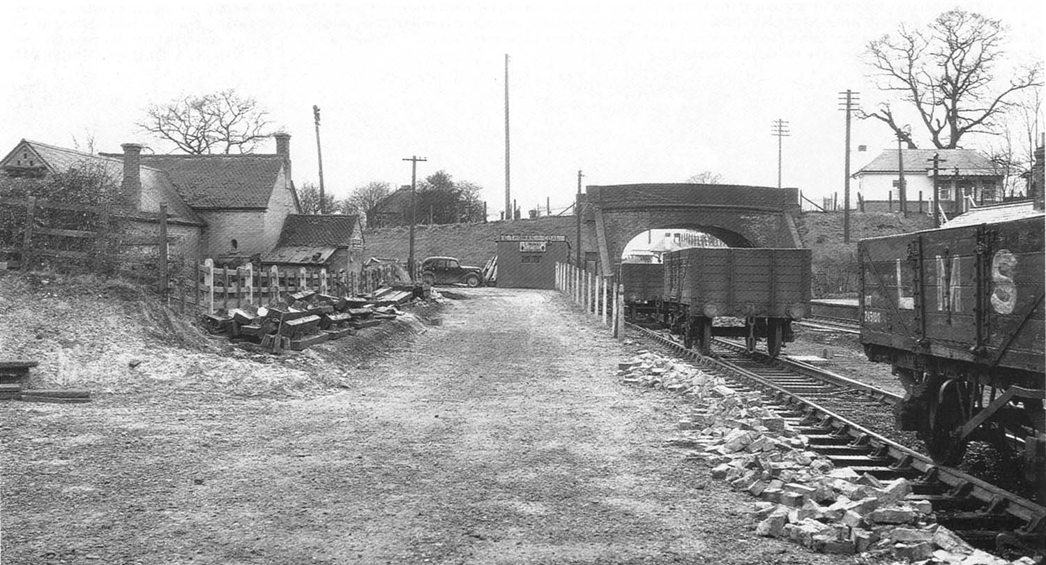 A  new goods siding was constructed on the site of the loading wharf with access at rail level