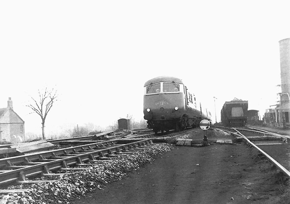The Birmingham Blue Pullman passes Harbury Cement Works on the Down Main Line in January 1961