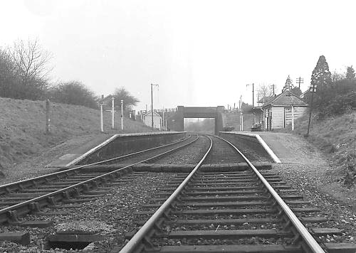 Looking south towards Stratford upon Avon from the northern end of Grimes Hill & Wythall Platform