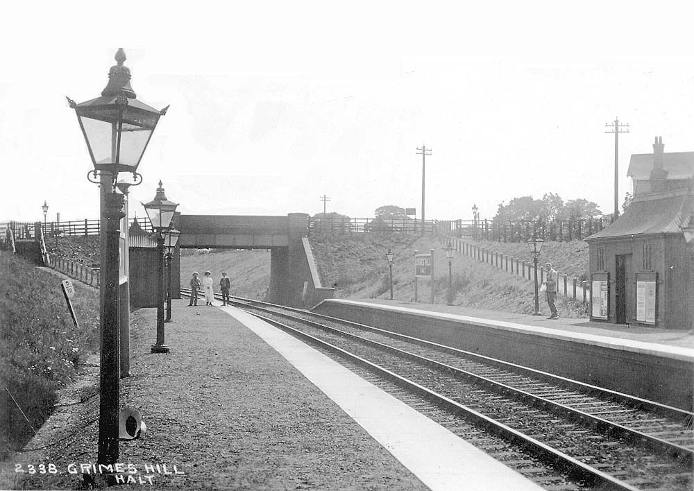 Looking towards Stratford upon Avon from the Birmingham end of the down platform with Norton Lane road bridge in the distance
