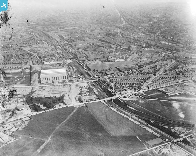 View of Birmingham Railway Carriage and Wagon Works next to Handsworth and Smethwick station in 1920