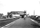 General view of station looking towards Warwick taken in about 1933