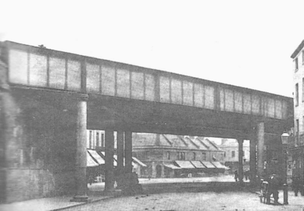 View of the original Brunel designed bridge built in 1852 as seen from the Old Warwick Road end of the High Street