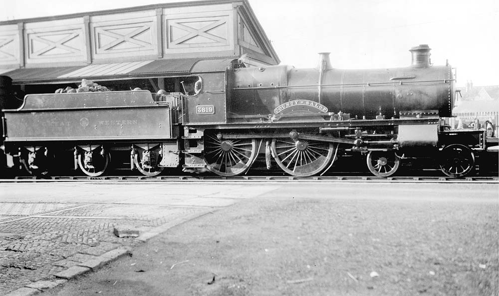 GWR 4-4-0 No 3819 'County of Salop' at the head of an up local service from Snow Hill to Oxford