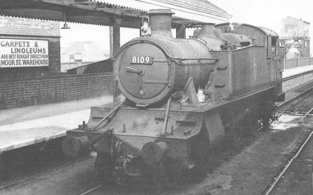 Ex-Great Western Railway large prairie 2-6-2T 81xx class No. 8109 on the central railroad of the traversing table