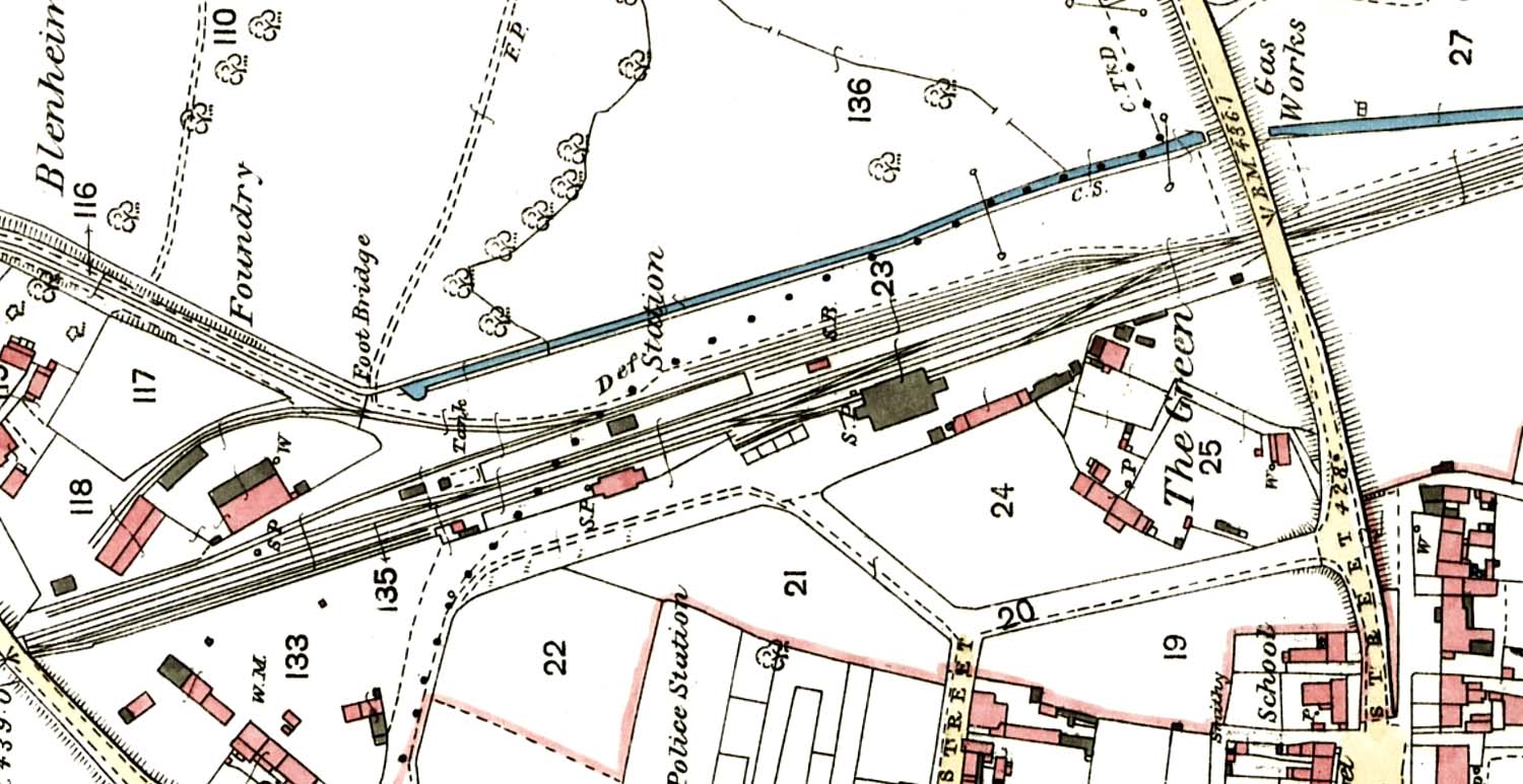 A close up of the 1884 Ordance Survey map showing Moreton-in-Marsh station and the exchange sidings