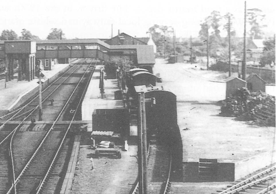 Close up showing the Worcester end of the down platform and the landing dock located to the right
