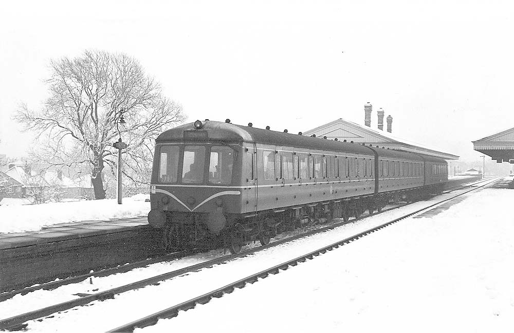 An original Derby built three-car Western Region Diesel Multiple Unit is seen leaving Olton station on 1.00pm Stratford upon Avon to Birmingham Snow Hill service