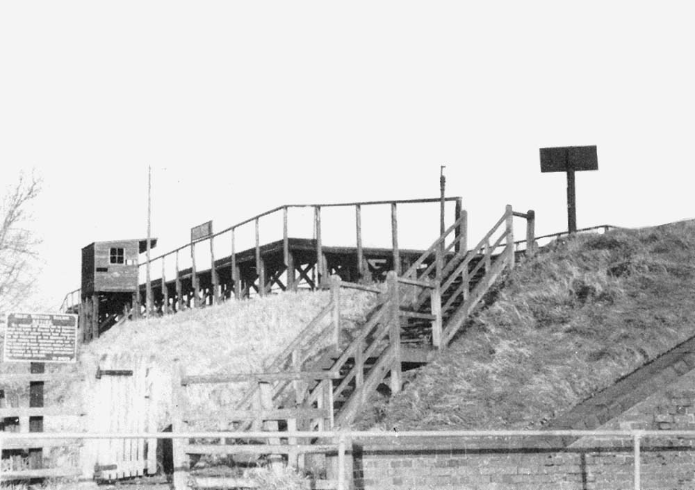 View from Broad Marston Road looking towards the timber steps that led from the road to the up platform waiting room