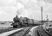 Ex-GWR 4-6-0 4073 (Castle) Class No 4086 �Builth Castle�, heading south from Stratford-on-Avon under Sanctus Road bridge