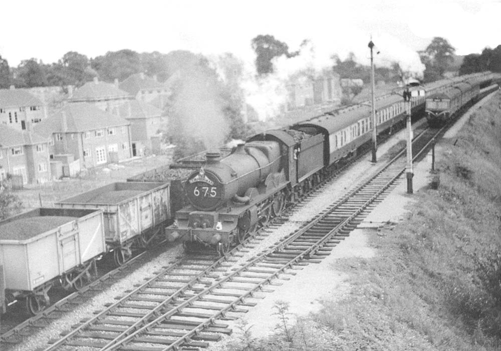 Shirley Station: Ex-GWR 4-6-0 No 5085 'Evesham Abbey' approaches ...