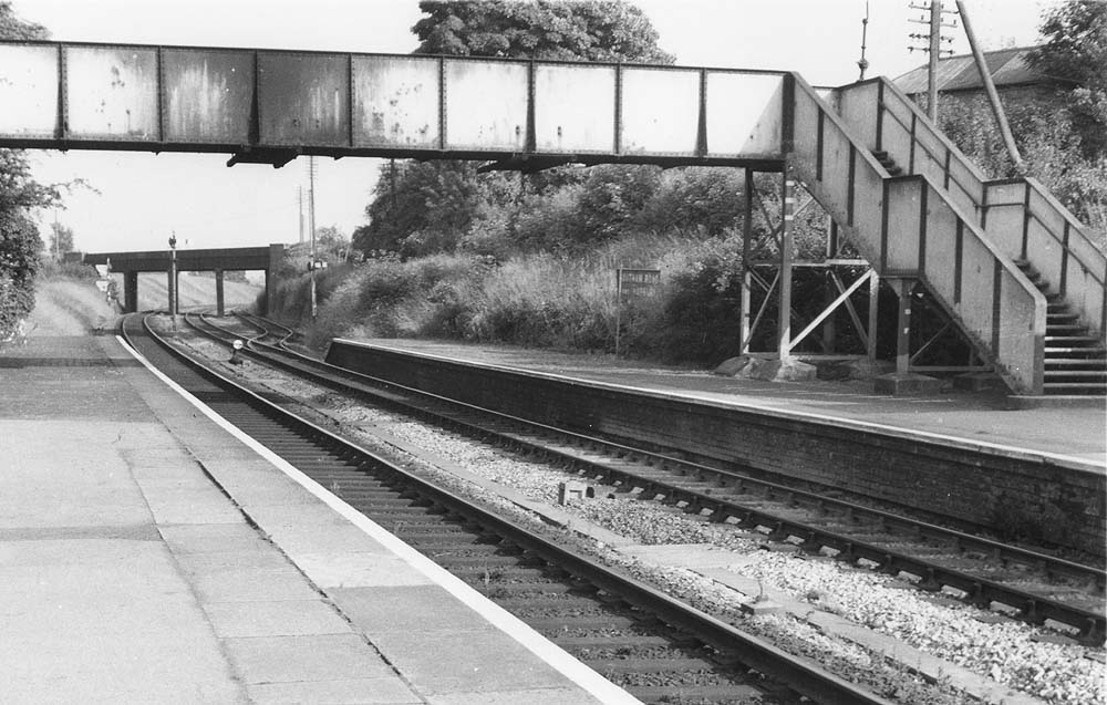 View of the Southam and Harbury station shows the sweeping curve located just to the south