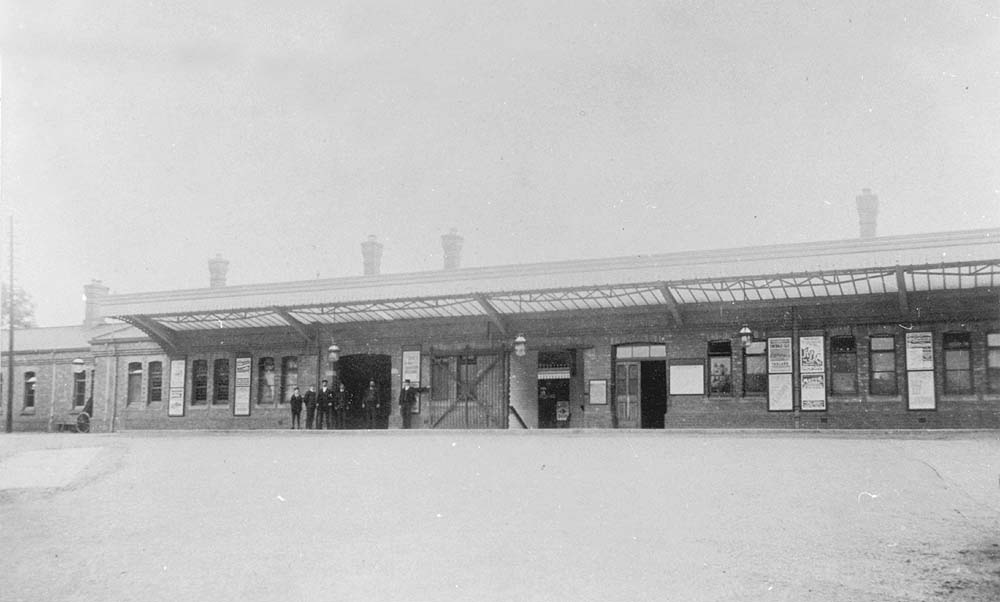 An Edwardian view of Warwick station and the station forecourt which was accessed from Coventry Road