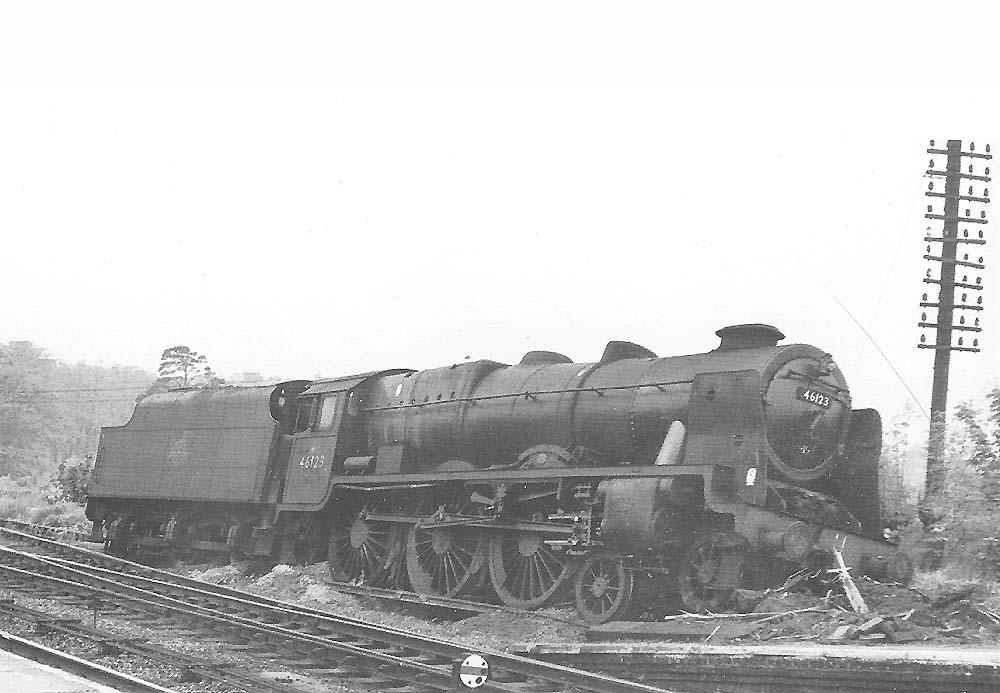 Ex-LMS 4-6-0 Royal Scott class No 46123 ‘Royal Irish Fusilier’ at the end of the up platform after failing to stop