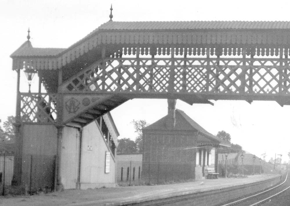 Close up showing the Bearley end of Wilmcote station's simpler down platform structure which only accommodated a general waiting room
