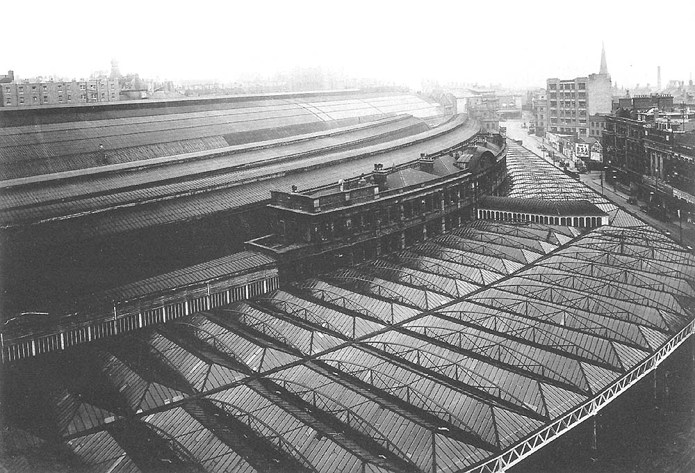 An elevated view of the canopy at the entrance to the new extension which provided protection to both passengers and parcel traffic arriving via Station Street