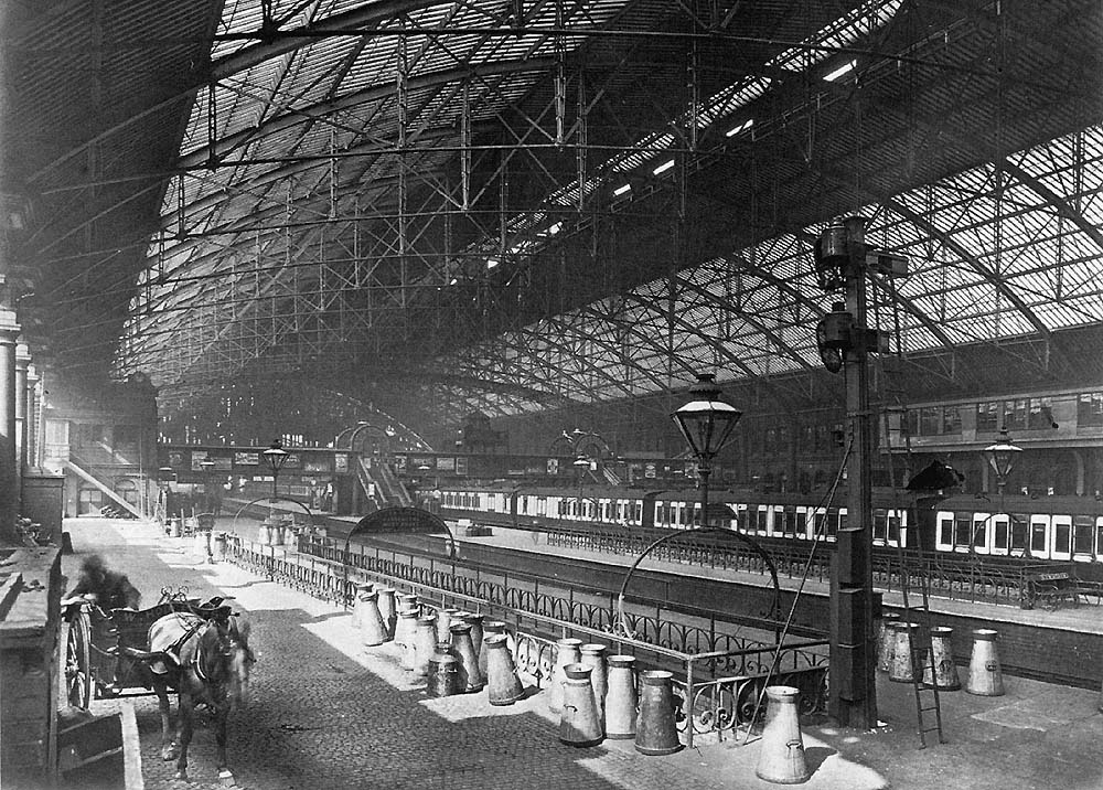 A later view of New Street station looking from the parcels office which was located at the East end of platform 3 circa 1905