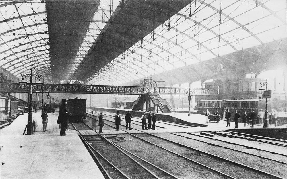 View looking East towards London from the West end of platform 1 with platform 2 on the right and platform 3 on the very right