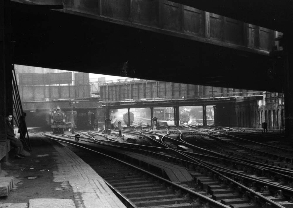 View from under Hill Street bridge towards the North end of Navigation Street bridge with Platforms 3, 4, 5 and 6 seen underneath and the Stour Valley bay lines on the left