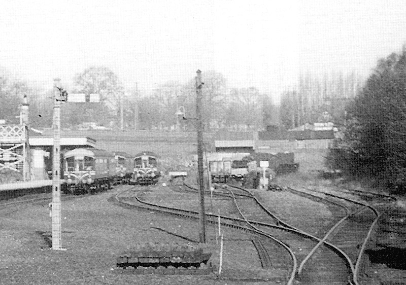 Close up showing the carriage sidings which lay between platform 3 on the left and the goods yard on the right