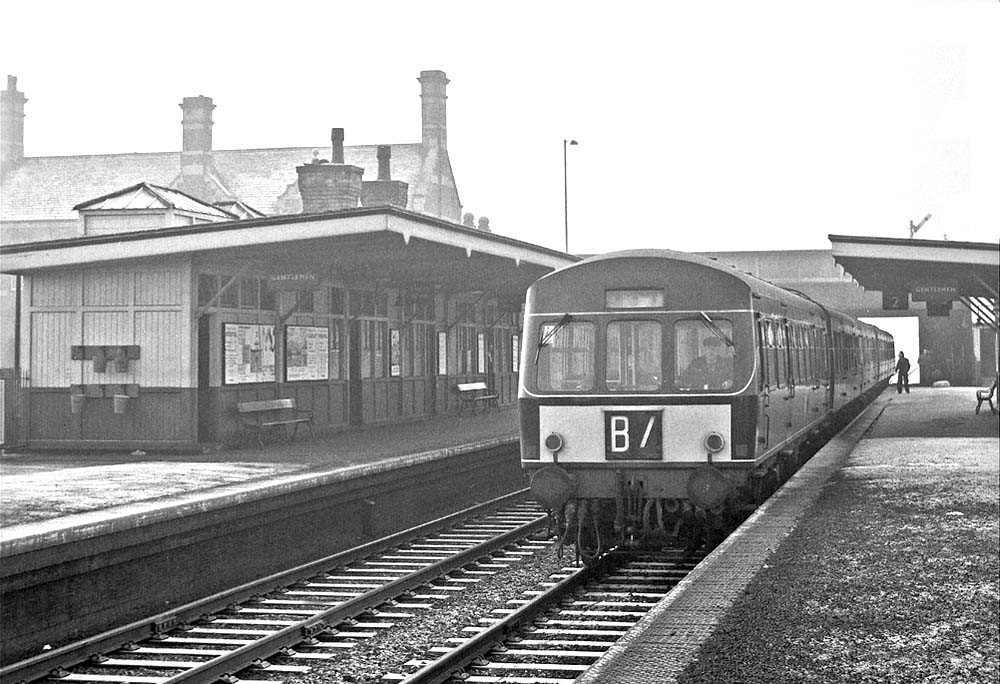 A three car Class 101 Metro-Cammell unit arrives at Castle Bromwich station on an up service in 1963