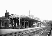 Evesham station looking towards Redditch and the platform where the 'Beckford' trip working was made up