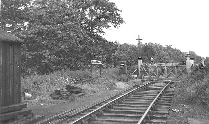 A view of Frogmill Crossing looking in the direction of Longbridge station on 11th July 1954