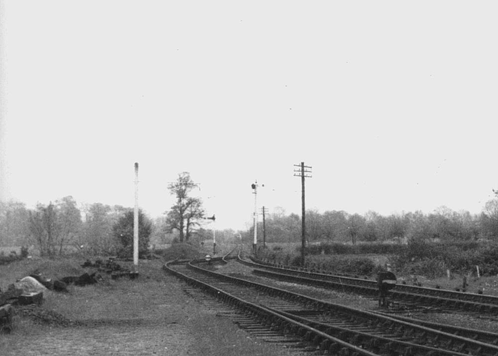 Close up showing the entrance to the passing loop, short shunting spur and loading gauge in greater detail